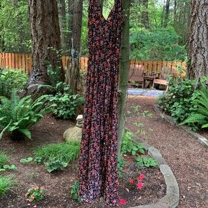 Tiare Hawaii Front Crissover Maxi Dress
